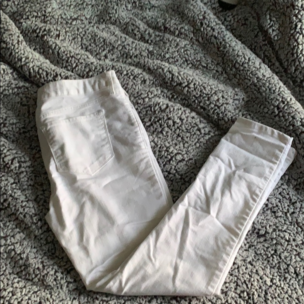 White old navy jeans